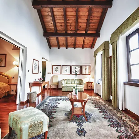 Relais Casali Della Cisterna Hotel