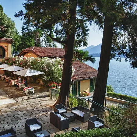 Hotel Relais Casali Della Cisterna 3*