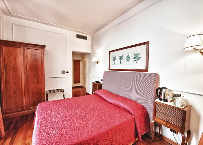 Relais Casali Della Cisterna 3*