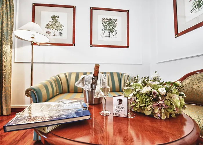 Relais Casali Della Cisterna 호텔 벨지라테