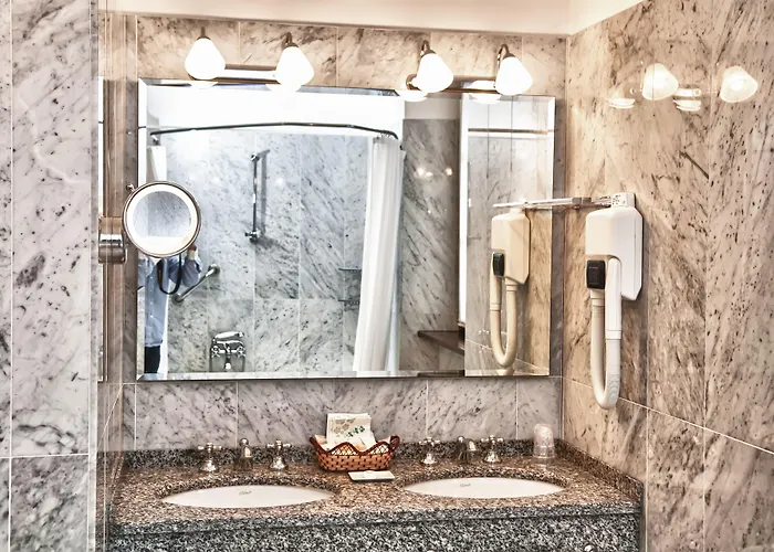 호텔 Relais Casali Della Cisterna 3*