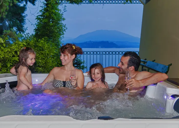 Relais Casali Della Cisterna 벨지라테