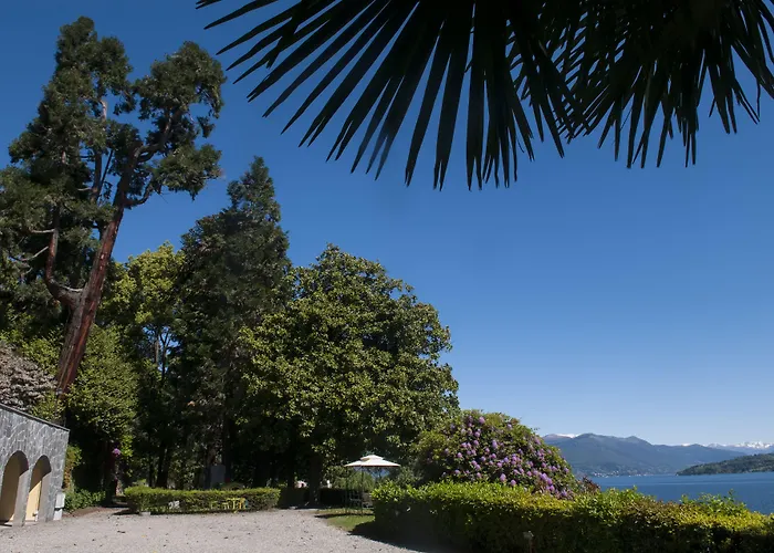 Relais Casali Della Cisterna 3*