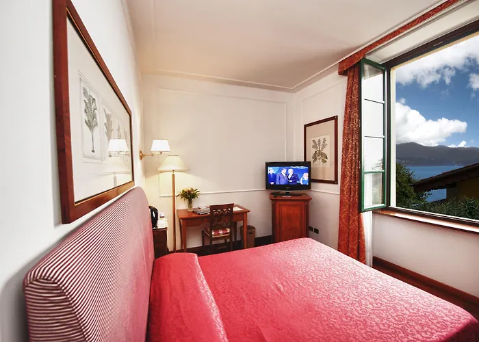 Relais Casali Della Cisterna Отель Бельджирате