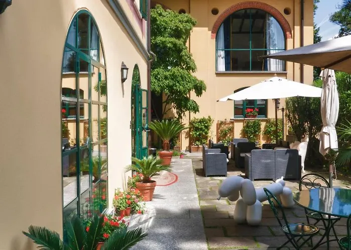 Relais Casali Della Cisterna 호텔 3*